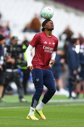 London, England, 10th May 2026. Noni Madueke of Arsenal juggles the ball on his head during the warm up before the West Ham United vs Arsenal Premier League match at the London Stadium, London. Picture credit should read: Paul Terry Sportimage EDITORIAL USE ONLY. No use with unauthorised audio, video, data, fixture lists, club league logos or live services. Online in-match use limited to 120 images, no video emulation. No use in betting, games or single club league player publications. SPI_004_PT_West_Ham_Arsenal SPI-4793-0004