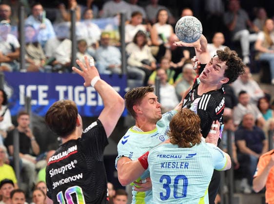 10.05.2026 - Handball - 1. Bundesliga DAIKIN HBL - Saison 2025 2026 - 31. Spieltag: HC Erlangen Metropolregion Nürnberg HCE - VfL Gummersbach - OGo - xogox - Khalifa Ghedbane (96, HC Erlangen HCE )
