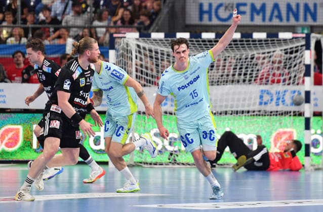 10.05.2026 - Handball - 1. Bundesliga DAIKIN HBL - Saison 2025 2026 - 31. Spieltag: HC Erlangen Metropolregion Nürnberg HCE - VfL Gummersbach - OGo - xogox - Miro Schluroff (15, VfL Gummersbach ) Jubel Freude