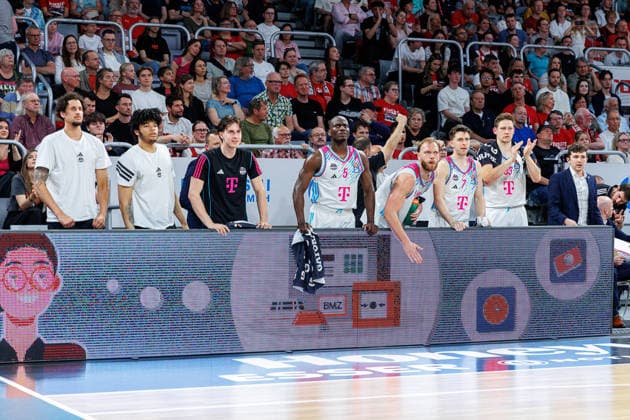 Team, Mannschaft, jubelt, Jubel, positive Emotionen, positive Emotion, BMA365 Bamberg Baskets vs. Telekom Baskets Bonn, Basketball, easyCredit BBL, 34. Spieltag, 10.05.2026 BMA365 Bamberg Baskets vs. Telekom Baskets Bonn, Basketball, easyCredit BBL, 34. Spieltag, 10.05.2026 Bamberg Copyright: xEibner-Pressefoto G.xSantemizx EP_EER