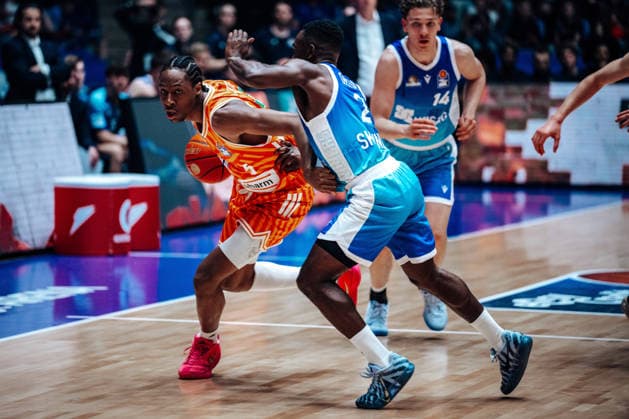 Mohamed Diakite (ratiopharm Ulm, 05), Alvin Onyia (Skyliners Frankfurt, 02) GER, Skyliners Frankfurt vs. ratiopharm Ulm, easyCredit BBL, Bundesliga, 34 Spieltag, Saison 2025 2026. 10.05.2026 Eibner-Pressefoto Attila Ziga GER, Skyliners Frankfurt vs. ratiopharm Ulm, easyCredit BBL, Bundesliga, 34 Spieltag, Saison 2025 2026. 10.05.2026 Frankfurt am Main Copyright: xEibner-Pressefotox EP_AZA