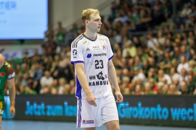 10.05.2026, xgox, Handball - Daikin HBL SC Magdeburg - Handball Verein Hamburg emspor, v.l. Einar Olafsson (Hamburg, 23) enttaeuscht, schaut enttaeuscht, niedergeschlagen, disappointed Magdeburg