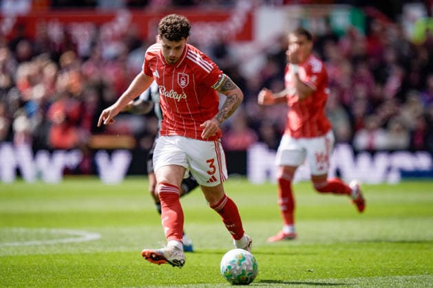 Premier League: Nottingham Forest v Newcastle Untied Neco Williams of Nottingham Forest passes the ball during the Premier League match Nottingham Forest vs Newcastle Untied at City Ground, Nottingham, United Kingdom on 10 May 2026 (Photo by Maynard Manyowa News Images) Nottingham City Ground Nottinghamshire United Kingdom Copyright: xMaynardxManyowa NewsxImagesx
