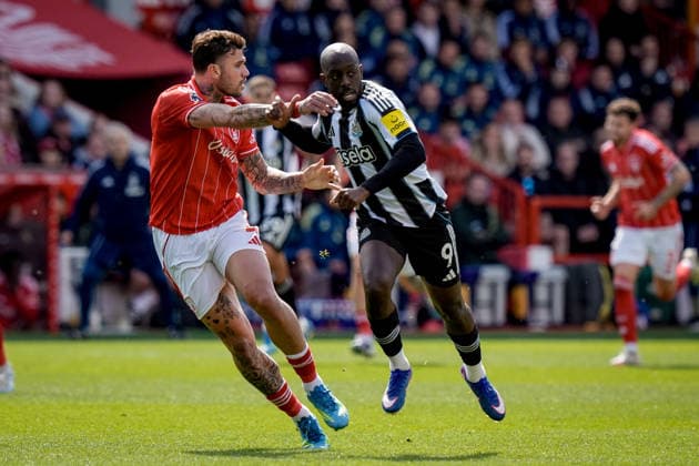 Premier League: Nottingham Forest v Newcastle Untied Morato of Nottingham Forest battles for the ball Yoane Wissa of Newcastle United during the Premier League match Nottingham Forest vs Newcastle Untied at City Ground, Nottingham, United Kingdom on 10 May 2026 (Photo by Maynard Manyowa News Images) Nottingham City Ground Nottinghamshire United Kingdom Copyright: xMaynardxManyowa NewsxImagesx