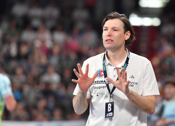 10.05.2026 - Handball - 1. Bundesliga DAIKIN HBL - Saison 2025 2026 - 31. Spieltag: HC Erlangen Metropolregion Nürnberg HCE - VfL Gummersbach - OGo - xogox - Johannes Sellin ( Trainer HC Erlangen HCE )