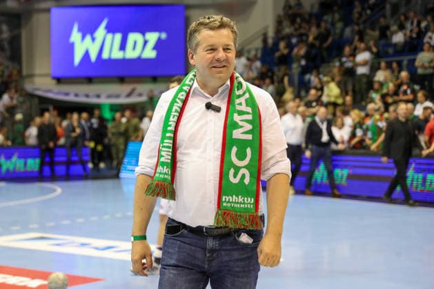 10.05.2026, xgox, Handball - Daikin HBL SC Magdeburg - Handball Verein Hamburg emspor, v.l. sven Schulze (Ministerpräsident, CDU) Magdeburg