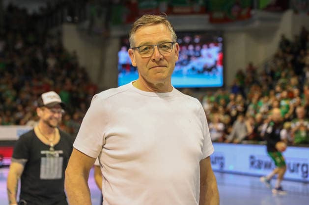 10.05.2026, xgox, Handball - Daikin HBL SC Magdeburg - Handball Verein Hamburg emspor, v.l. Bundestrainer Alfred Gislason Magdeburg