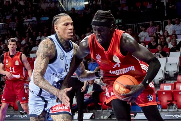 Deutsche Basketball Bundesliga (BBL), FC Bayern München Basketball vs EWE BASKETS Oldenburg, München FC Bayern Basketball, Oldenburg EWE BASKETS, 2026-05-10 in München (BMW Park) GABRIEL Wenyen (FC Bayern München Basketball Center (C) Nr32-FCBB32), KYSER Michale (EWE BASKETS Oldenburg Center (C) Nr12-OLD12) sportworld München BMW Park Bayern Deutschland