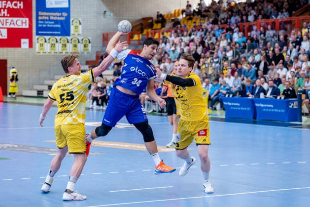 Krefeld, 10.05.2026, Handball, Herren, 2. Bundesliga, 31. Spieltag, 2025 2026: HSG Krefeld Niederrhein HBW Balingen-Weilstetten Yonatan Dayan (HBW Balingen-Weilstetten, 34) beim Torwurf