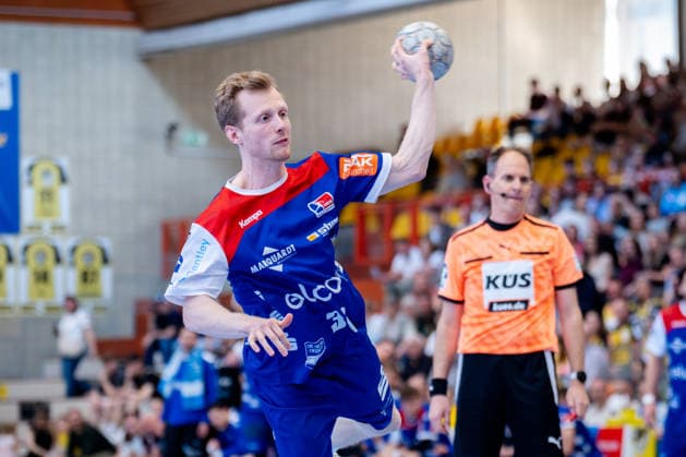 Krefeld, 10.05.2026, Handball, Herren, 2. Bundesliga, 31. Spieltag, 2025 2026: HSG Krefeld Niederrhein HBW Balingen-Weilstetten Sascha Pfattheicher (HBW Balingen-Weilstetten, 30) beim Siebenmeter