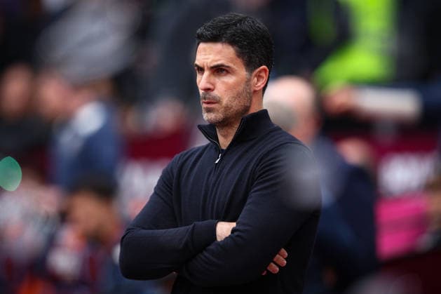 Premier League: West Ham United v Arsenal LONDON, UK - 10th May 2026: Arsenal manager Mikel Artetal looks on during the Premier League match between West Ham United FC and Arsenal FC at London Stadium London London Stadium England United Kingdom Copyright: xCraigxMercerx xPeakxActionxPhotosx