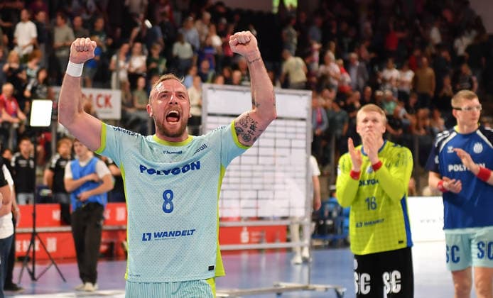 10.05.2026 - Handball - 1. Bundesliga DAIKIN HBL - Saison 2025 2026 - 31. Spieltag: HC Erlangen Metropolregion Nürnberg HCE - VfL Gummersbach - OGo - xogox - Lukas Blohme (8, VfL Gummersbach ) Jubel Freude nach Spielende