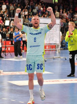 10.05.2026 - Handball - 1. Bundesliga DAIKIN HBL - Saison 2025 2026 - 31. Spieltag: HC Erlangen Metropolregion Nürnberg HCE - VfL Gummersbach - OGo - xogox - Lukas Blohme (8, VfL Gummersbach ) Jubel Freude nach Spielende