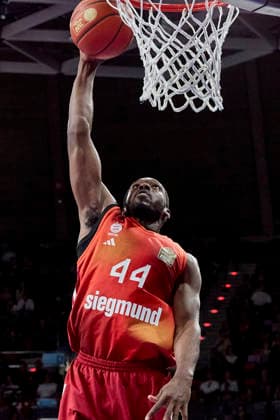 Deutsche Basketball Bundesliga (BBL), FC Bayern München Basketball vs EWE BASKETS Oldenburg, München FC Bayern Basketball, Oldenburg EWE BASKETS, 2026-05-10 in München (BMW Park) BALDWIN Kamar (FC Bayern München Basketball Point Guard (PG) Nr44-FCBB44) sportworld München BMW Park Bayern Deutschland