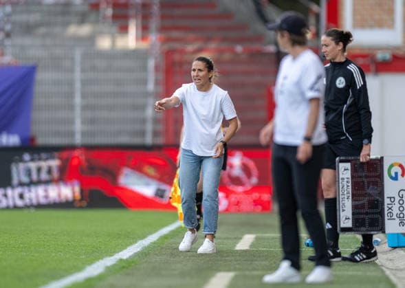 Fußball, Frauen, Saison 2025 2026, Google Pixel Frauen-Bundesliga (25. Spieltag), 1. FC Union Berlin - TSG 1899 Hoffenheim, Trainerin Eva-Maria Virsinger (Hoffenheim), 10.05. 2026, Copyright: xMatthiasxKochx