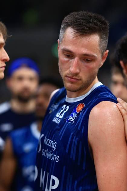 Ryan Mikesell (33; MLP Academics Heidelberg) zeigt nachdenklichen Blick nach dem Abstiegsspiel in Heidelberg Trauriger Blick von Ryan Mikesell (33; MLP Academics Heidelberg) Copyright: xMichaelxGelhardtx