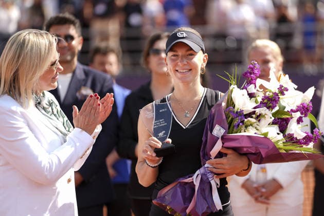 Istanbul Open 2026 ISTANBUL, TURKIYE - MAY 10: Maria Timofeeve (R) wins the Istanbul Open Women s Singles WTA, Tennis Damen 125 Final match against Donna Vekic in Istanbul, Turkiye on May 10, 2026. Arife Karakum Anadolu Istanbul Turkey. Editorial use only. Please get in touch for any other usage.  Copyright: x2026xAnadoluxArifexKarakumx