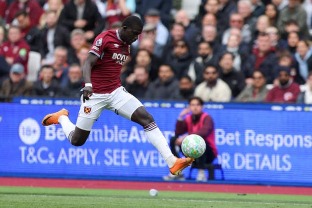 10th May 2026; London Stadium, London, England; Premier League Football, West Ham United versus Arsenal; El Hadji Malick Diouf of West Ham United on the ball HenningxvonxJagow