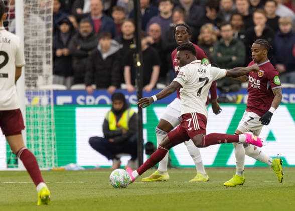 West Ham United v Arsenal FC, Premier League, Football, London Stadium, London, UK - 10 May 2026 Bukayo Saka of Arsenal FC (7) attempt on goal London London Stadium Stratford GBR, UK NEWSPAPERS OUT Copyright: xEllixBirchx