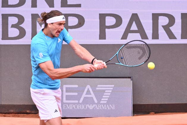 Internazionali BNL D Italia 2026 - Day Six Alexander Zverev of Germany competes against Alexander Blockx of Belgium during the Internazionali BNL d Italia Day Six at Foro Italico in Rome, Italy, on May 10, 2026. Rome Italy Italy  Copyright: xDomenicoxCippitellix originalFilename:cippitelli-itainter260510_npY6V.jpg