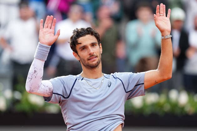Lorenzo Musetti of Italy celebrates at the end of the match against Juan Manuel Cerundolo of Argentina at the Internazionali BNL d Italia 2026 tennis tournament at Foro Italico in Rome (Italy) on May, 10, 2026. AntoniettaxBaldassarre