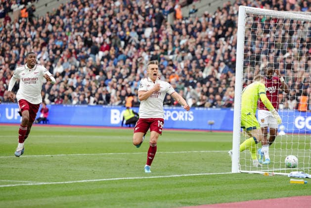 Premier League 2025 26 West Ham v Arsenal London Stadium 10.05.2026 Leandro Trossard of Arsenal scores and celebrates 0-1 Premier League 2025 26 West Ham v Arsenal London Stadium 10.05.2026 Photograph By Marc Aspland The Times  Copyright: xMarcxAsplandx NINTCHDBPICT001079655453