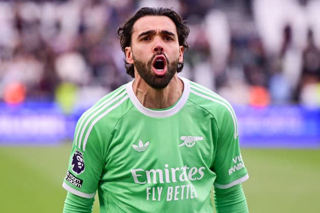 West Ham United v Arsenal, Premier League Arsenal goalkeeper David Raya (1) screams with emotion during the Premier League match between West Ham United and Arsenal at the London Stadium, London, UK on 10 May 2026. London London Stadium UK Editorial use only DataCo restrictions apply See www.football-dataco.com , Copyright: xDennisxGoodwinx PSI-24232-0067