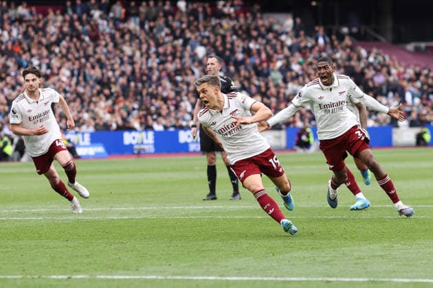 West Ham United v Arsenal 10 May 2026, London - Premier League Football - West Ham United v Arsenal - Leandro Trossard of Arsenal celebrates their first goal - Photo: Jacques Feeney Offside. London UK Copyright: xJacquesxFeeneyx xOffsidexOffside