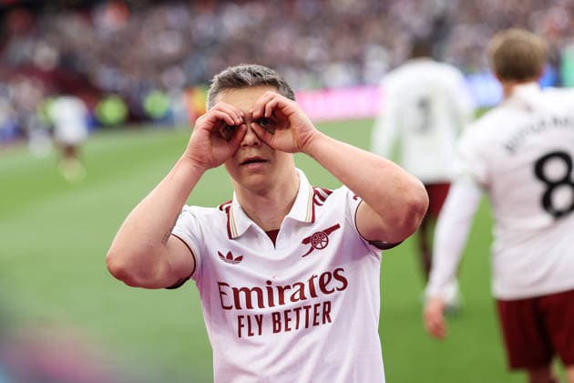West Ham United v Arsenal 10 May 2026, London - Premier League Football - West Ham United v Arsenal - Leandro Trossard of Arsenal celebrates their first goal - Photo: Jacques Feeney Offside. London UK Copyright: xJacquesxFeeneyx xOffsidexOffside