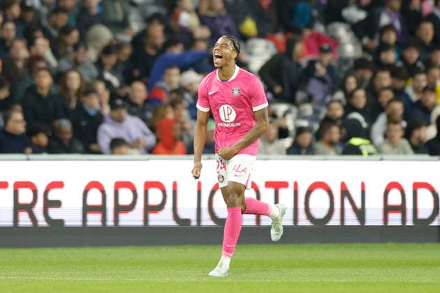 Toulouse FC v Olympique Lyonnais - Ligue 1 McDonald s 24 Dayann METHALIE (tfc) during the Ligue 1 McDonald s match between Toulouse and Lyon at Stadium de Toulouse on May 10, 2026 in Toulouse, France. Toulouse France  Copyright: xFEPx 776348387