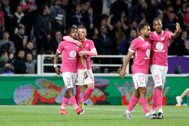 Toulouse FC v Olympique Lyonnais - Ligue 1 McDonald s 12 Warren KAMANZI (tfc) - 11 Santiago HIDALGO (tfc) during the Ligue 1 McDonald s match between Toulouse and Lyon at Stadium de Toulouse on May 10, 2026 in Toulouse, France. Toulouse France  Copyright: xFEPx 776348387