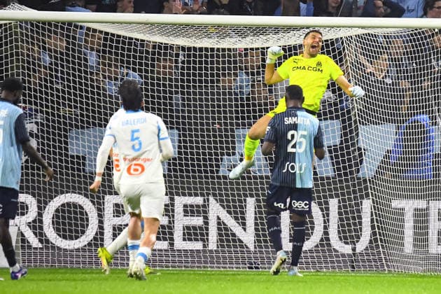 FOOTBALL : AC Le Havre vs Olympique de Marseille - Ligue 1 McDonald s - JournÃ e 33 - 10 05 2026 Joie de Geronimo Rulli (OM) apres le penalty manquÃ de Sofiane Boufal (AC Le Havre) Le HavreFrance  Copyright: xBaptistexAutissierx