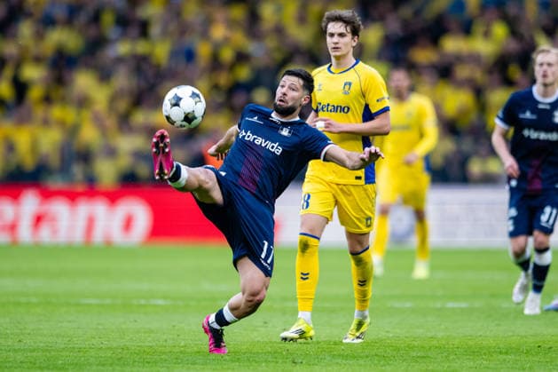 Broendby IF v Aarhus GF, 3F Superliga football, Broendby, Denmark Brondby, Denmark. 10th, May 2026. Kevin Yakob (17) of Aarhus GF seen during the 3F Superliga match between Broendby IF and of Aarhus GF at Brondby Stadion. Denmark, Brondby, Brondby Stadion  Copyright: xGonzalesxPhoto TobiasxJorgensenx
