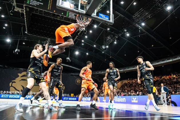 GER, easy-Credit Basketball-Bundesliga, Basketball Löwen Braunschweig - Niners Chemnitz. 10.05.2026, Volkswagenhalle, Braunschweig, GER, easy-Credit Basketball-Bundesliga, Basketball Löwen Braunschweig - Niners Chemnitz. John Edward Newman III (Niners Chemnitz, 9) Â Foto Alexander Trienitz Braunschweig Volkswagenhalle Niedersachsen Deutschland