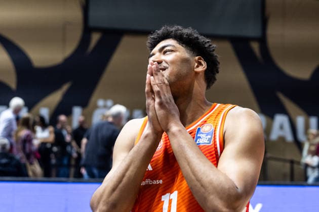 GER, easy-Credit Basketball-Bundesliga, Basketball Löwen Braunschweig - Niners Chemnitz. 10.05.2026, Volkswagenhalle, Braunschweig, GER, easy-Credit Basketball-Bundesliga, Basketball Löwen Braunschweig - Niners Chemnitz. Kostja Mushidi (Niners Chemnitz, 11) Â Foto Alexander Trienitz Braunschweig Volkswagenhalle Niedersachsen Deutschland