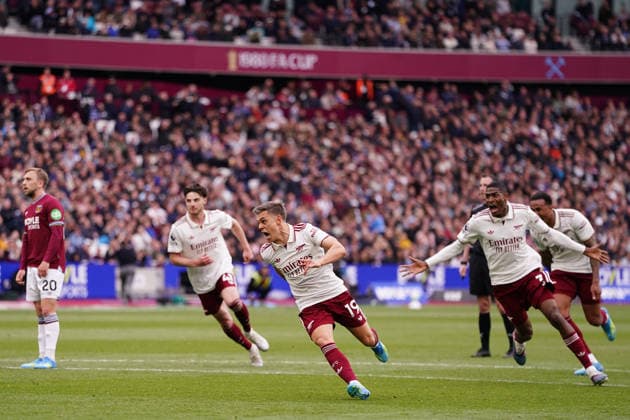 Premier League: West Ham United v Arsenal Leandro Trossard of Arsenal celebrates his goal during the Premier League match West Ham United vs Arsenal at London Stadium, London, United Kingdom on 10 May 2026 (Photo by Harvey Murphy News Images) Copyright: xHarveyxMurphy NewsxImagesx