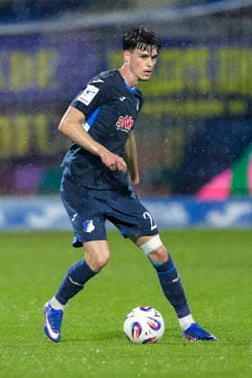 Luca Erlein (TSG II 24), am Ball, Freisteller, Ganzkörper, Einzelbild, Einzelfoto, Aktion, Action, 10.05.2026, Sinsheim (Deutschland), Fussball, 3. Liga, TSG 1899 Hoffenheim II - 1. FC Saarbrücken, DFB DFL REGULATIONS PROHIBIT ANY USE OF PHOTOGRAPHS AS IMAGE SEQUENCES AND OR QUASI-VIDEO. *** Luca Erlein TSG II 24 , on the ball, cropped, full body, single image, single photo, action, action, 10 05 2026, Sinsheim Germany , Soccer, 3 Liga, TSG 1899 Hoffenheim II 1 FC Saarbrücken, DFB DFL REGULATIONS PROHIBIT ANY USE OF PHOTOGRAPHS AS IMAGE SEQUENCES AND OR QUASI VIDEO xozx