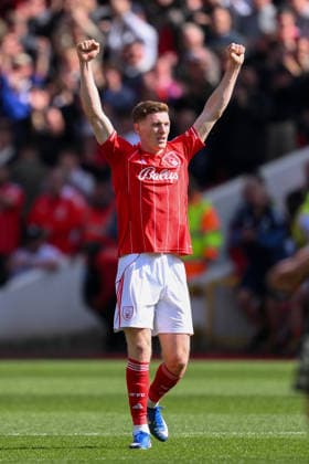 Nottingham Forest v Newcastle United - Premier League Elliot Anderson of Nottingham Forest celebrates after the final whistle during the Premier League match between Nottingham Forest and Newcastle United at the City Ground in Nottingham, United Kingdom, on May 10, 2026. Nottingham Nottinghamshire United Kingdom  Copyright: xMIxNewsx originalFilename:fletcher-nottingh260510_npv5h.jpg