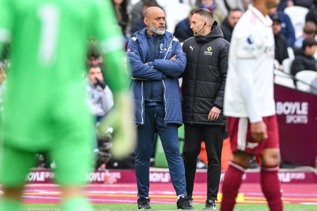West Ham United v Arsenal - Premier League Nuno Espirito Santo, manager of West Ham United, looks on during the Premier League match between West Ham United and Arsenal at the London Stadium, Stratford, on May 10, 2026. Stratford Greater London United Kingdom  Copyright: xMIxNewsx originalFilename:fletcher-westhamu260510_nphin.jpg