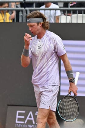 IPA84566475 - Andrey Rublev RUS in action during men s singles match at the Internazionali BNL d Italia at Foro Italico in Rome. during the match of Italian Open Tennis, Day 8 at the Foro Italico on May 11, 2026 in Rome, Italy. during Internazionali BNL d Italia, International Tennis match in Rome, Italy, May 11 2026  Copyright: xRobertoxRamaccia IPAxSportx xx 84566475