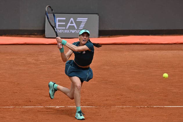 IPA84566766 - Sorana Cirstea ROU in action during men s singles match at the Internazionali BNL d Italia at Foro Italico in Rome. during the match of Italian Open Tennis, Day 8 at the Foro Italico on May 11, 2026 in Rome, Italy. during Internazionali BNL d Italia, International Tennis match in Rome, Italy, May 11 2026  Copyright: xRobertoxRamaccia IPAxSportx xx 84566766