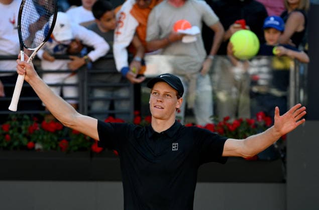 May 11, 2026, Rome: Jannik Sinner of Italy celebrates after winning his men s singles match against Alexei Popyrin of Australia at the Italian Open tennis tournament in Rome, Italy, 11 May 2026. ANSA ETTORE FERRARI Italian Open Tennis Tournament  - ZUMAa110 20260511_zaf_a110_025 Copyright: xEttorexFerrarix