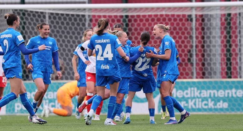 Leipzig, 11.05.2025, Red Bull Campus, Fußball, 1.Bundesliga, Frauen 25.Spieltag , RB Leipzig vs. Bayer 04 Leverkusen , Im Bild; Tor für Leverkusen. Ruby Grant ( 22, LEV) trifft zum 1:3. , Nur zur redaktionellen Nutzung. Only editorial use. , DFL DFB regulations prohibit any use of photographs as image sequences and or quasi-video. ,