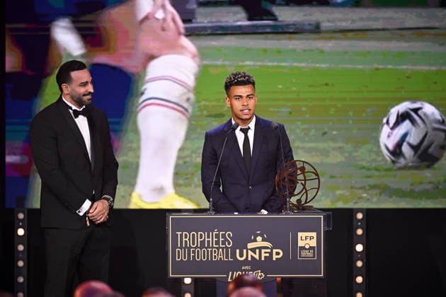 Trophee UNFP 2026 14 Desire DOUE (psg) - Adil RAMI during the 2026 UNFP Trophy ceremony at Palais Brongniart on May 11, 2026 in Paris, France. Paris France  Copyright: xFEPx 776493480