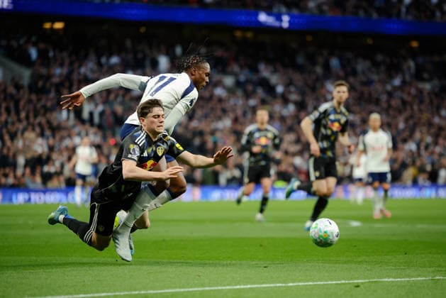 Premier League 2025 26 Tottenham Hotspur v Leeds United Tottenham Hotspur Stadium 11.05.2026 Mathys Tel of Tottenham Hotspur and Daniel James of Leeds United Premier League 2025 26 Tottenham Hotspur v Leeds United Tottenham Hotspur Stadium 11.05.2026 Photograph By Marc Aspland The Times  Copyright: xMarcxAsplandx NINTCHDBPICT001079901911