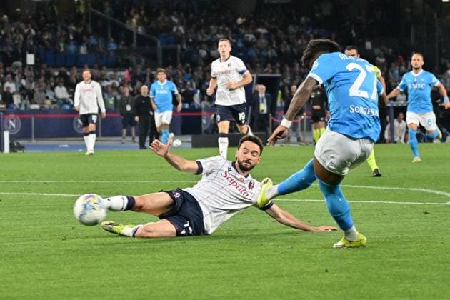 Foto IPP Felice De Martino Napoli 11 05 2026 Calcio Campionato serie A 2025-2026 Napoli - Bologna Nella foto: Gol di Alisson Santos Italy Photo Press World Copyright Napoli italy Italia ITALY  Copyright: xR4924_italyphotopressx