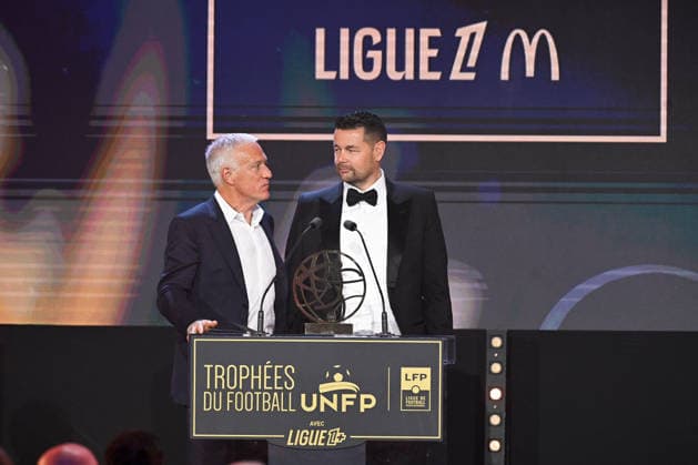 Trophee UNFP 2026 Didier DESCHAMPS (Selectionneur France) - Pierre SAGE (Entraineur Lens RCL) during the 2026 UNFP Trophy ceremony at Palais Brongniart on May 11, 2026 in Paris, France. Paris France  Copyright: xFEPx 776493480
