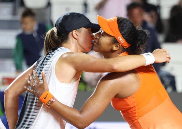 May 11, 2026, Rome, Lazio, Italy: IGA SWIATEK of Poland and NAOMI OSAKA of Japan after the match in the fourth round of tennis tournament WTA, Tennis Damen 1000 Internazionali BNL DÃ¢â‚¬â ¢Italia, Rome, Italy. Swiatek won 6:2, 6:1. Rome Italy - ZUMAc278 20260511_zsp_c278_111 Copyright: xMarcinxCholewinskix