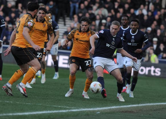 Football - 2025 2026 EFL Sky Bet Championship - Play-Offs - Second Semi-Final - Millwall vs Hull City - The Den - Monday 11th May 2026. Casper De Norre of Millwall 