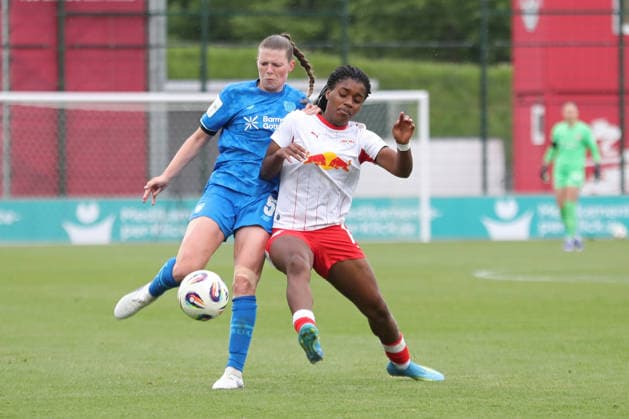 Google Pixel Frauen-Bundesliga, RB Leipzig - Bayer Leverkusen; 11.05.2026 Claudia Wenger (5, Bayer Leverkusen) gegen Delice Boboy (17, RB Leipzig). Fußball, Google Pixel Frauen-Bundesliga, Saison 2025 2026, 25. Spieltag: RB Leipzig vs. Bayer 04 Leverkusen am 11.05.2026, Trainingszentrum Cottaweg, Leipzig. DFB REGULATIONS PROHIBIT ANY USE OF PHOTOGRAPHS AS IMAGE SEQUENCES AND OR QUASI-VIDEO. Copyright: xBEAUTIFULxSPORTS JanxKaeferx